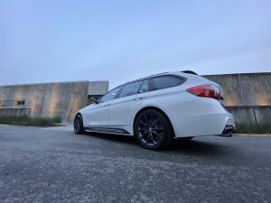 BMW 330i xDrive Touring M Sport 2017 года  (NA)